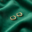 Candonga Hoggie Linea Microswarovskis 9*8MMG 2MM Br Clic - fondo verde