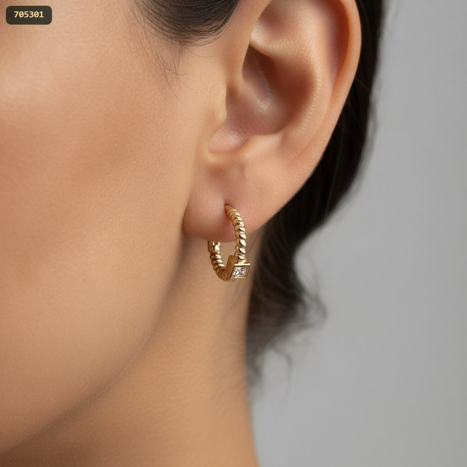 Arete Argolla 12MM con 5 Piedras Cristal - con modelo