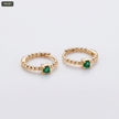 Arete Argolla 15MM con Solitario Verde - fondo blanco
