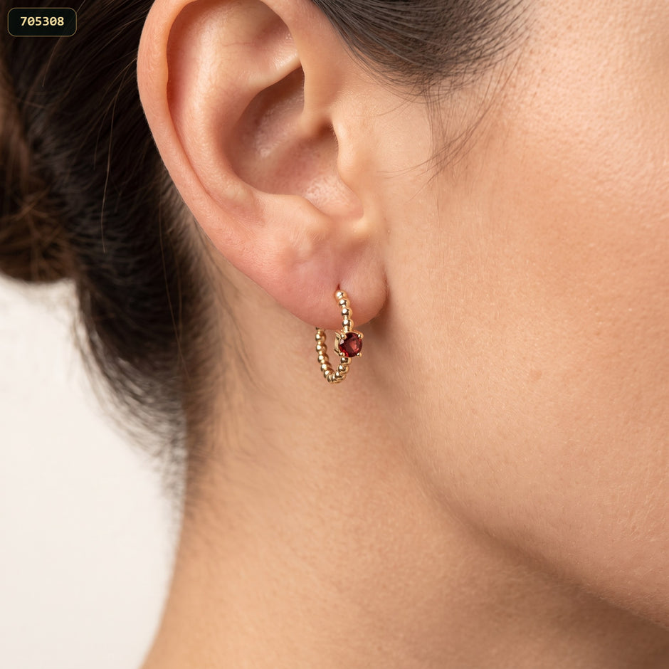 Arete Argolla 15MM con Solitario Topacio - con modelo