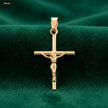 Dije Cruz Cristo Clasico 30*14.5MM - fondo verde