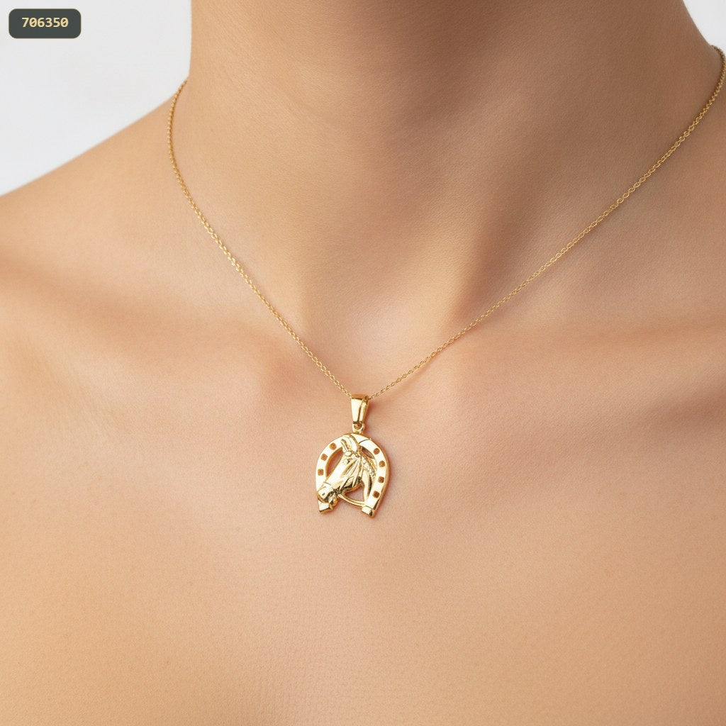 Dije Herradura Caballo Dorado - con modelo