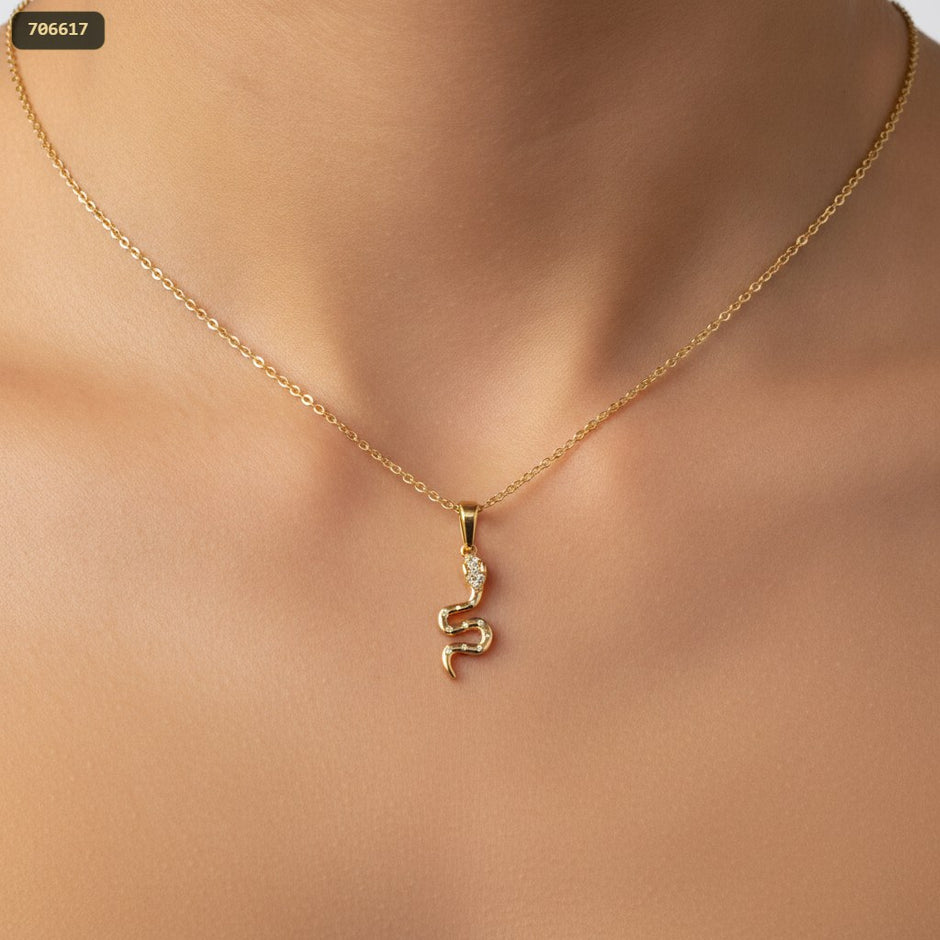 Dije Serpiente Puntos Zircones - con modelo