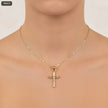 Dije Cruz Semi Cilindrica Cristo Plateado Puntas Redondas - con modelo