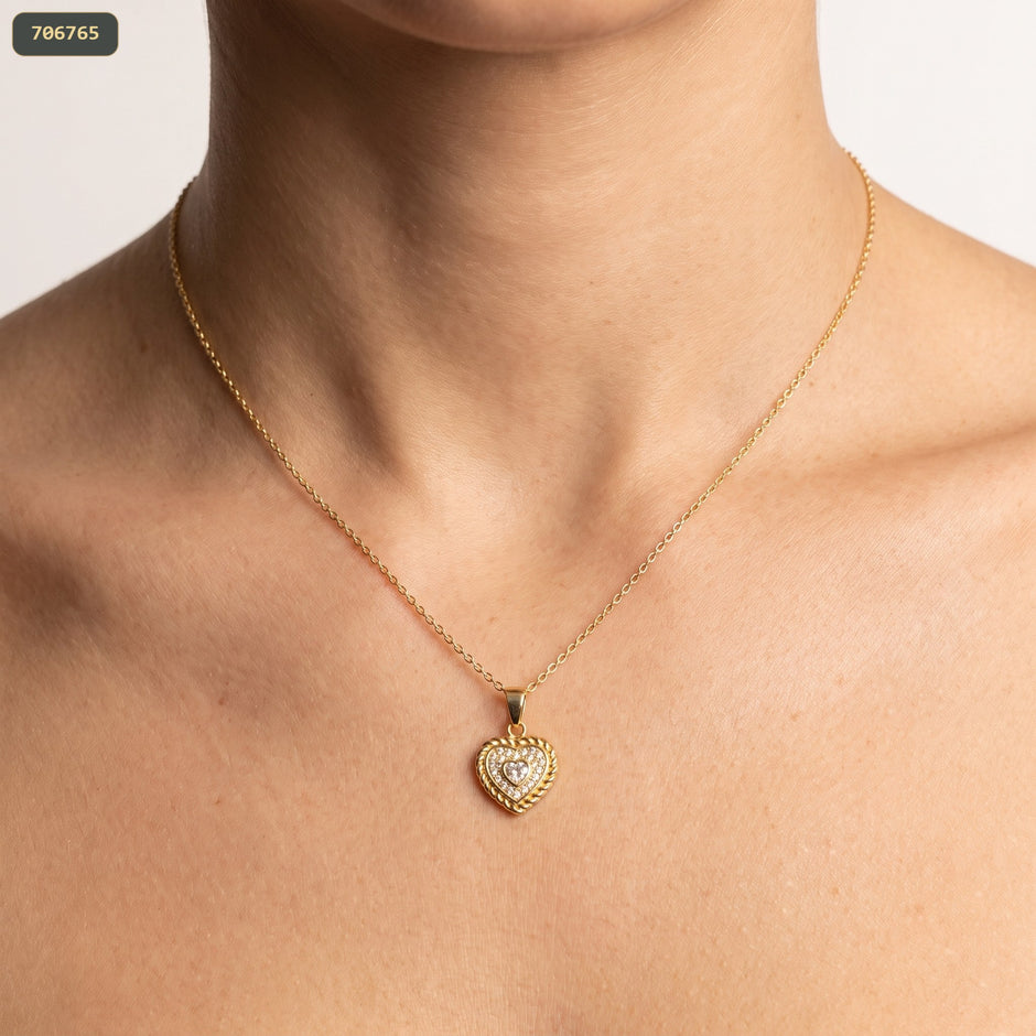 Dije Corazon Cristal Borde Detalles Lt 11*21MM - fondo verde