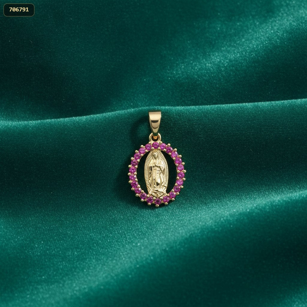 Dije Medalla Guadalupe 12MM Borde Zircones Rosa - fondo blanco