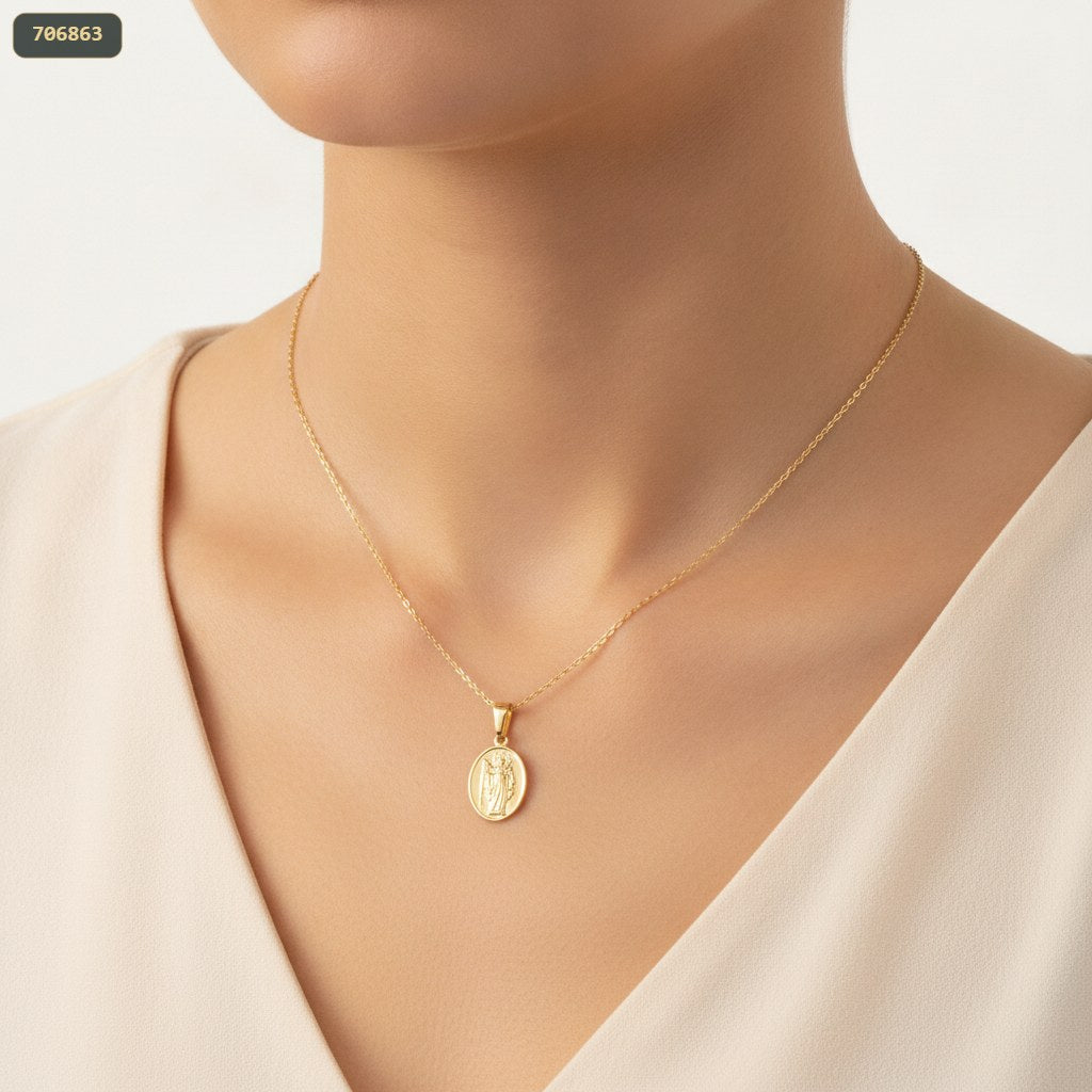 Dije Medalla Clasica Virgen del Carmen 19.3*9MM - con modelo