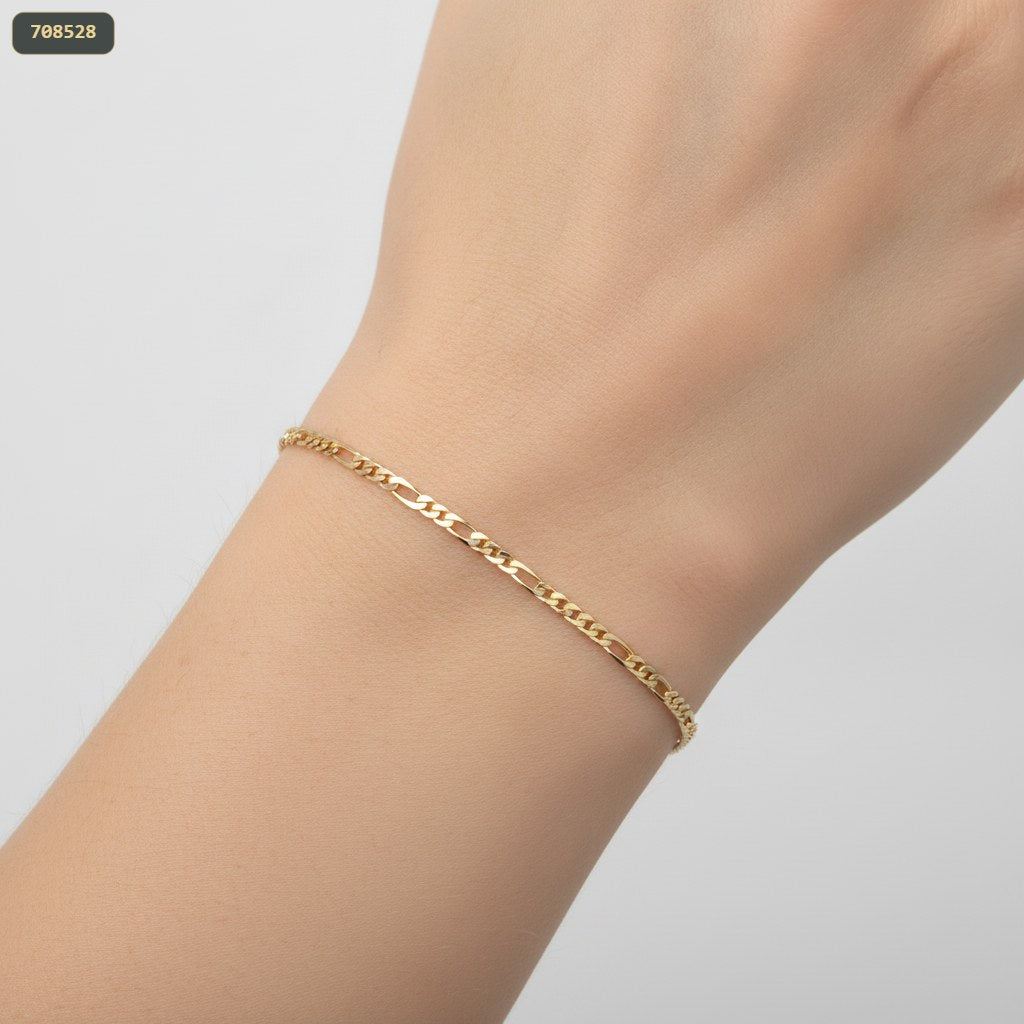 Pulsera Dorada Hilo - fondo verde