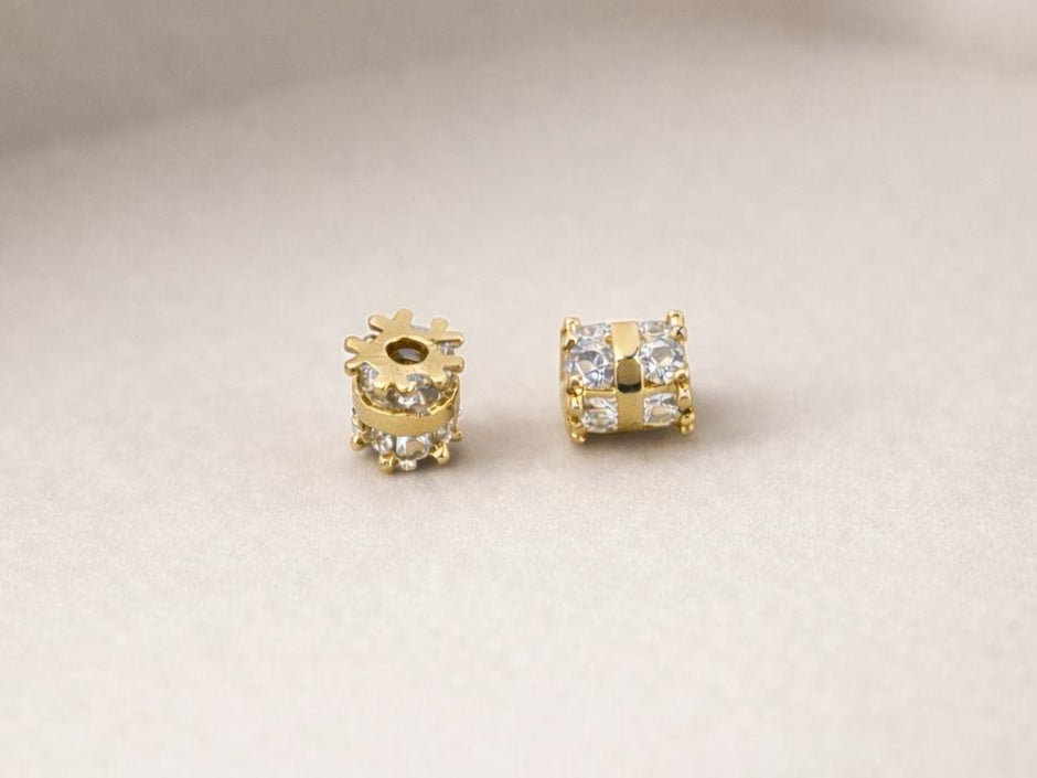 Pasante Cilindrico Microzircones 6*7MM
